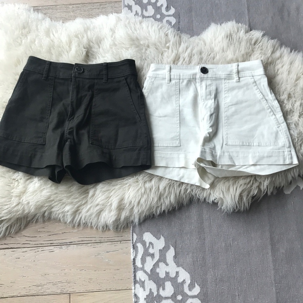 H & M women’s stretch patch pocket shorts
